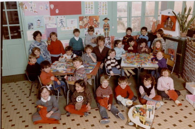 Photo de classe Maternelle 1983 de 1983, ECOLE MATERNELLE - Copains d'avant