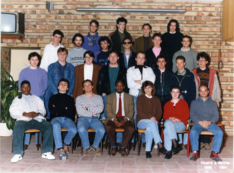 Photo de classe BTS 1ere et 2eme année de 1991, MAXIMILIEN PERRET ...