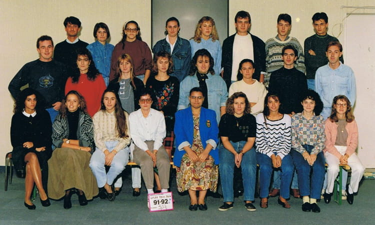Photo de classe BTS compta de 1992, Lycée Jean Baptiste De Baudre ...