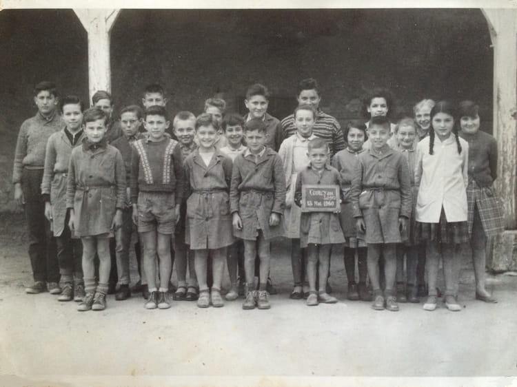 Photo de classe Grande école de 1960, Courcy Aux Loges Copains d'avant