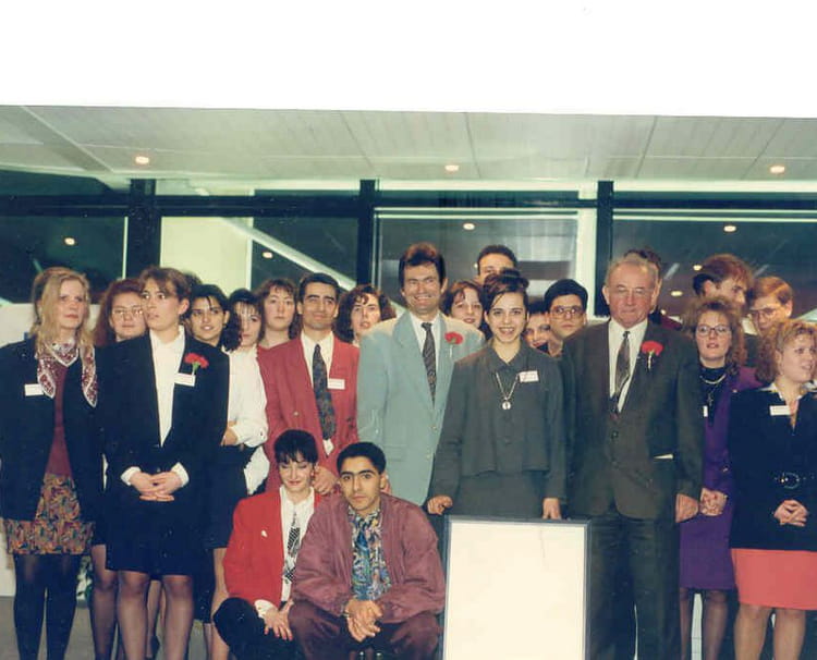 Photo de classe BTS Force de Vente de 1992, Lycée Jules Ferry - Copains ...
