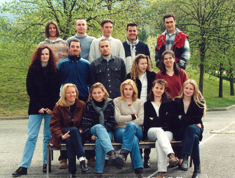 Photo de classe BTS Action Co 2ème année de 1997, Lycée Polyvalent ...