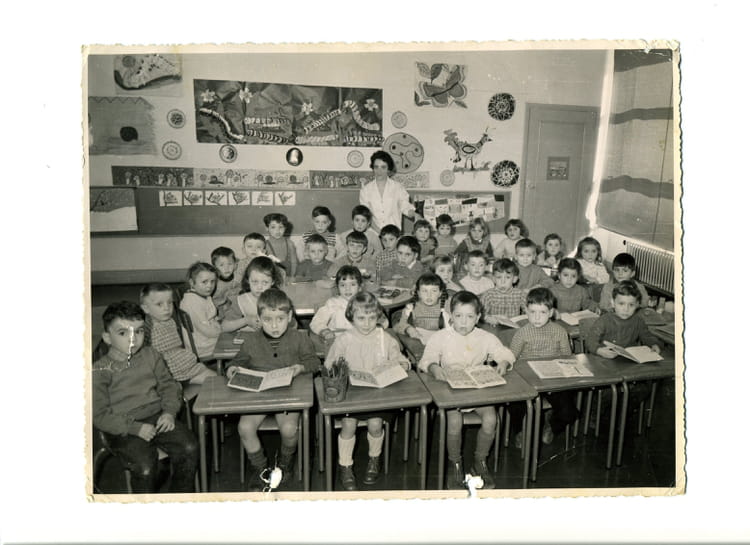 Photo de classe école maternelle de Lorette de 1960, ECOLE LORETTE Copains d'avant