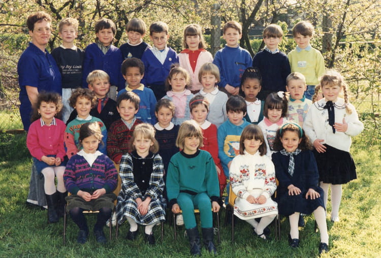 Photo de classe 19901991 Grande section de maternelle de 1990, ECOLE