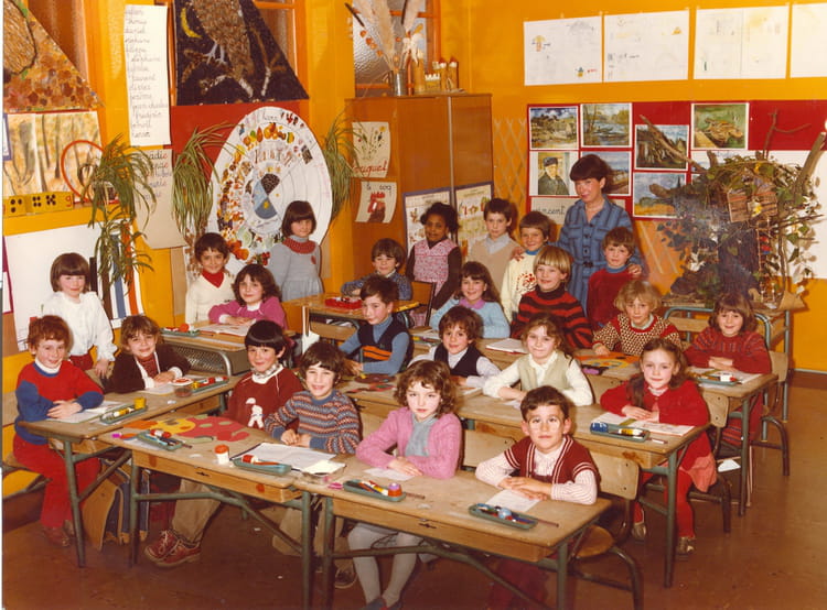Ecole Romain Rolland Sainte Genevieve Des Bois