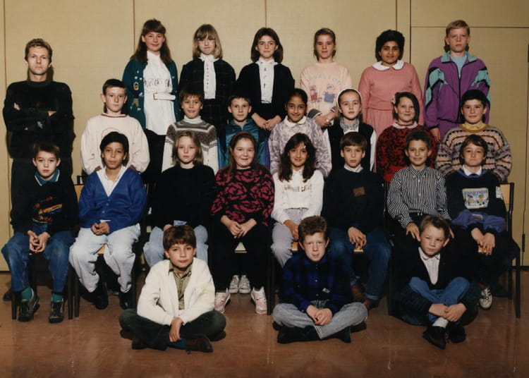 Photo de classe 6ème 4 (1990-1991) de 1990, Collège Saint-exupéry ...