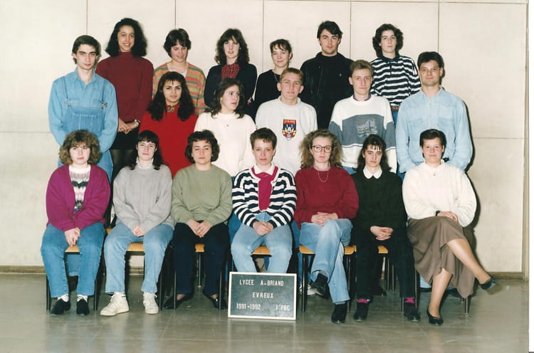 Photo de classe 1'PBC - BAC PRO COMPTA de 1992, Lycée Aristide Briand ...