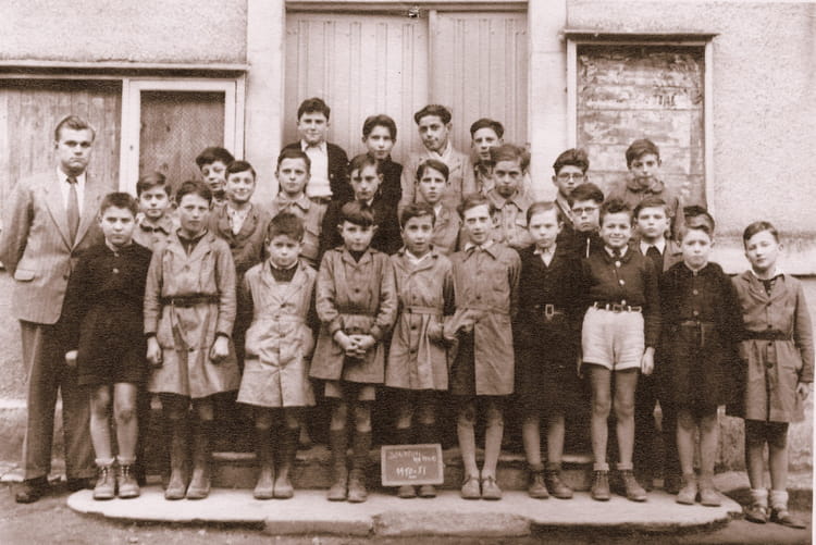 Photo de classe Grande classe des garçons de 1949, Ecole Maurice Fombeure (Bonneuil Matours