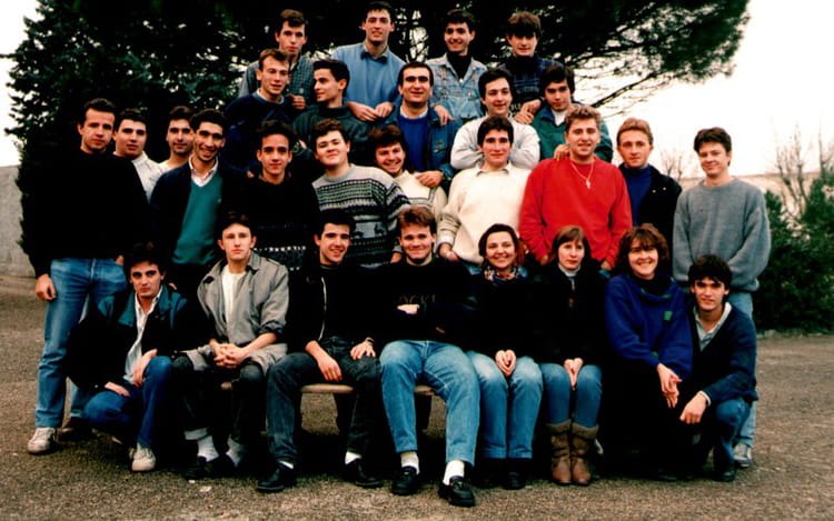 Photo de classe BTS électronique 2ème année de 1990, BTS LE CLOS BANET ...