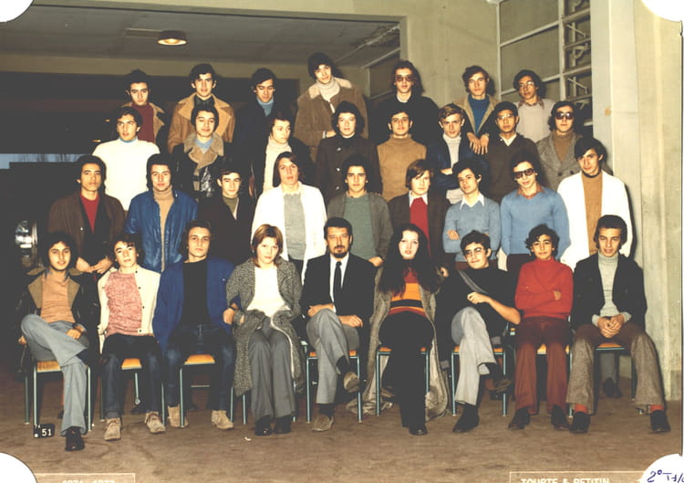 Photo De Classe 2T1 9 De 1971 Lyc e Jean Perrin Copains D avant