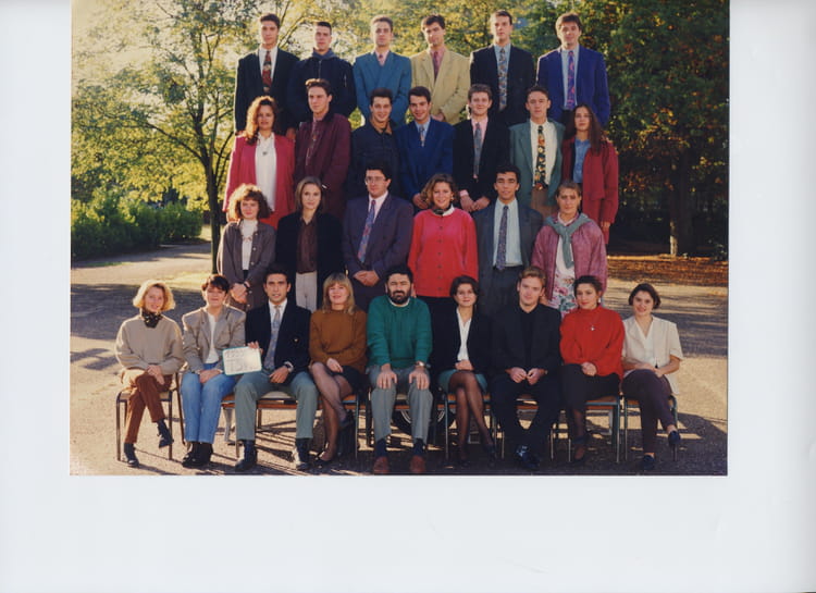 Photo de classe Bts force de vente de 1992, Lycée Victor Louis (Anc ...