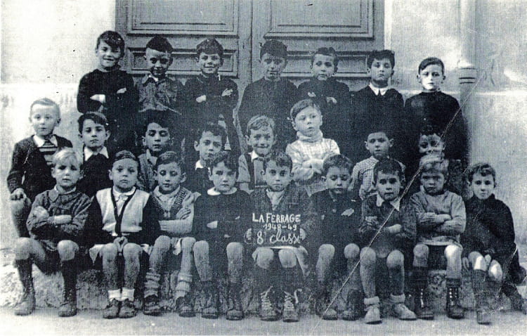 photo-de-classe-cours-elementaire-de-1948-la-ferrage-copains-d-avant