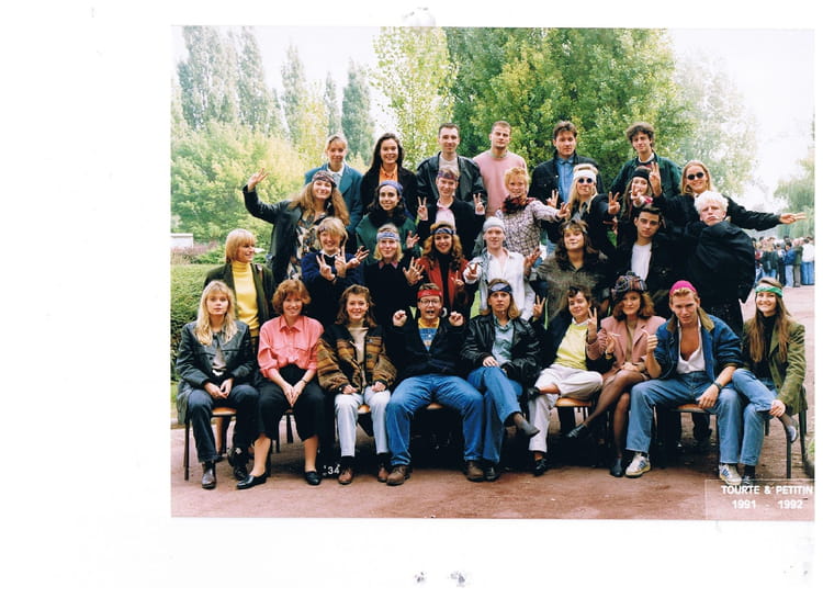 Photo de classe Bts communication et actions publicitaires de 1993 ...