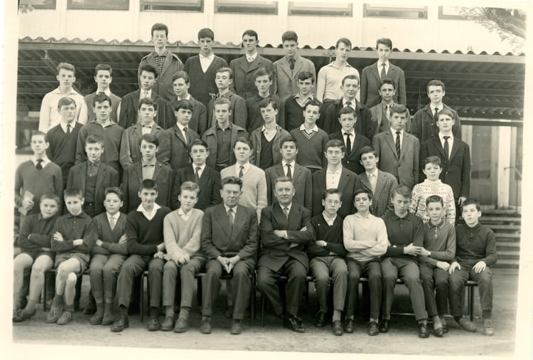 Photo de classe Classe de 3ème de 1961, Lycée Saint Sulpice Copains d