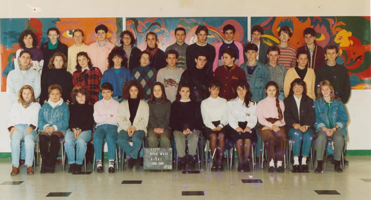 Photo de classe Première S 2 de 1998, Lycée Jean Macé - Copains d'avant