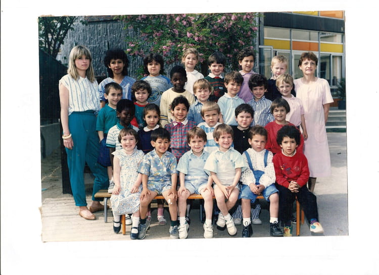 Photo de classe Grande section Maternelle de 1988, Ecole Maternelle Les