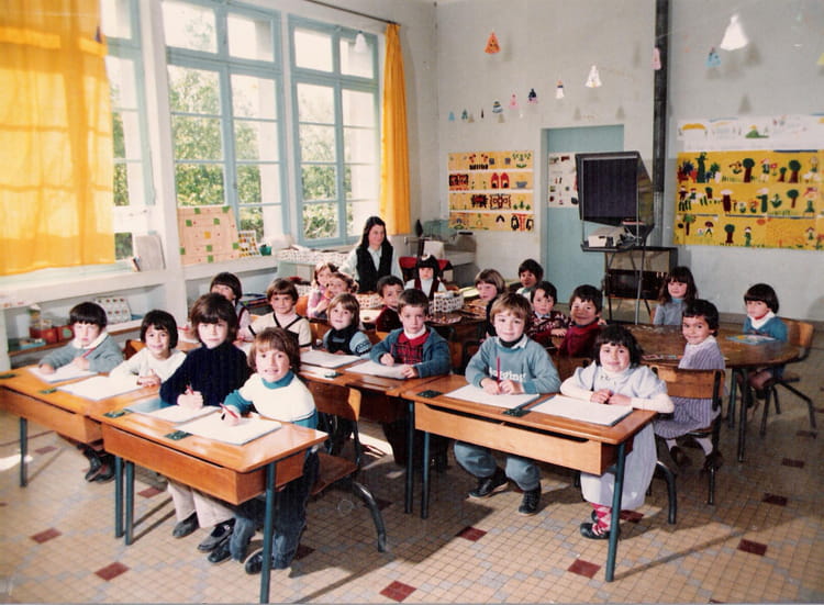 Photo de classe Grande section et + de 1981, Ecole Sainte Marie (Saint ...