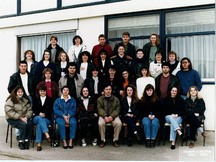 Photo de classe BTS Compta 1SCG de 1993, Lycée Fourier Bts Compta ...