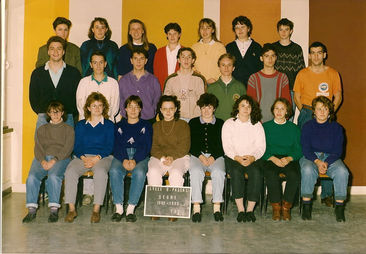 Photo de classe TG2 1989-1990 de 1989, Lycée Blaise Pascal - Copains d ...