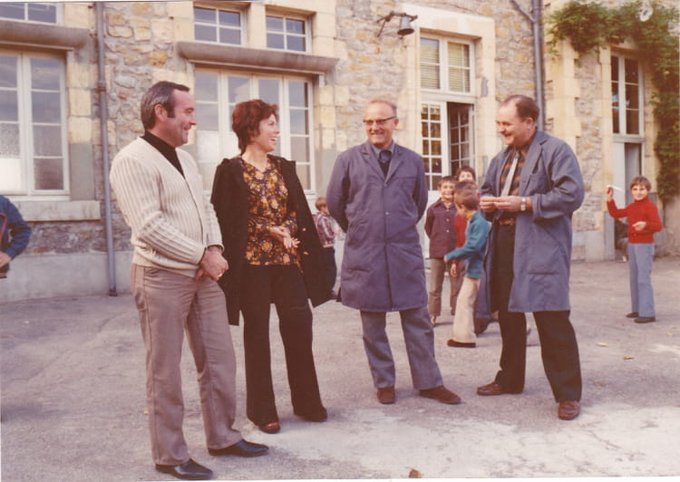 Photo de classe Groupe A de 1963, Ecole Primaire (Saint Leger Des