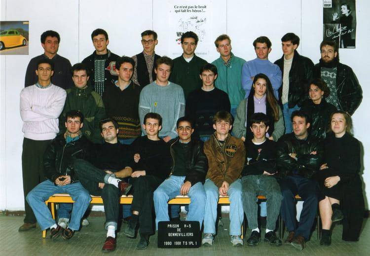 Photo de classe BTS Plasturgie - Gennevilliers de 1990, Lycée Paul ...