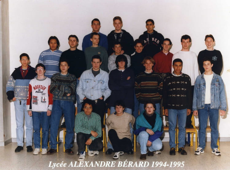 Photo De Classe 1 Bep Elnq De 1995 Lyc e Professionnel Alexandre photo-de-classe-1-bep-elnq-de-1995-lyc-e-professionnel-alexandre
