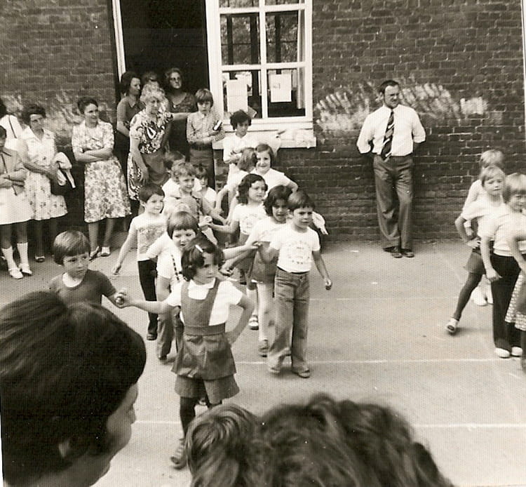 Photo de classe Cp de 1976, Ecole Notre Dame (Ferriere La Grande