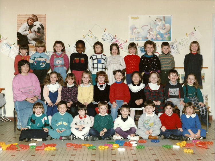 Photo de classe 3e section maternelle de 1986, ECOLE NOTRE DAME DU BON