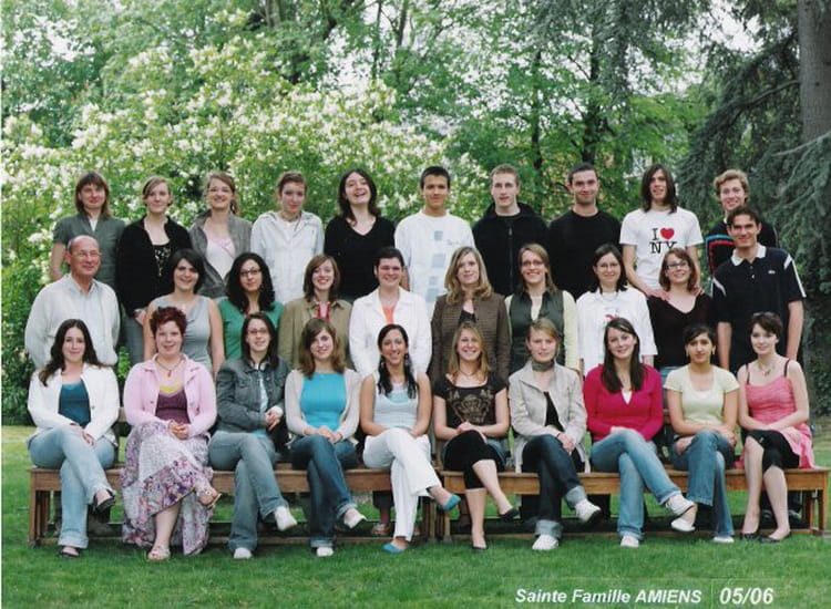 Photo de classe Tes2 de 2006, Lycée Saintefamille Copains d'avant