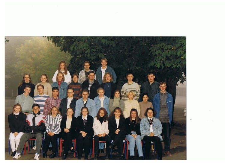 Photo de classe 1ERE ANNEE BTS COMPTA (96-97) de 1997, Lycée Paul Duez ...