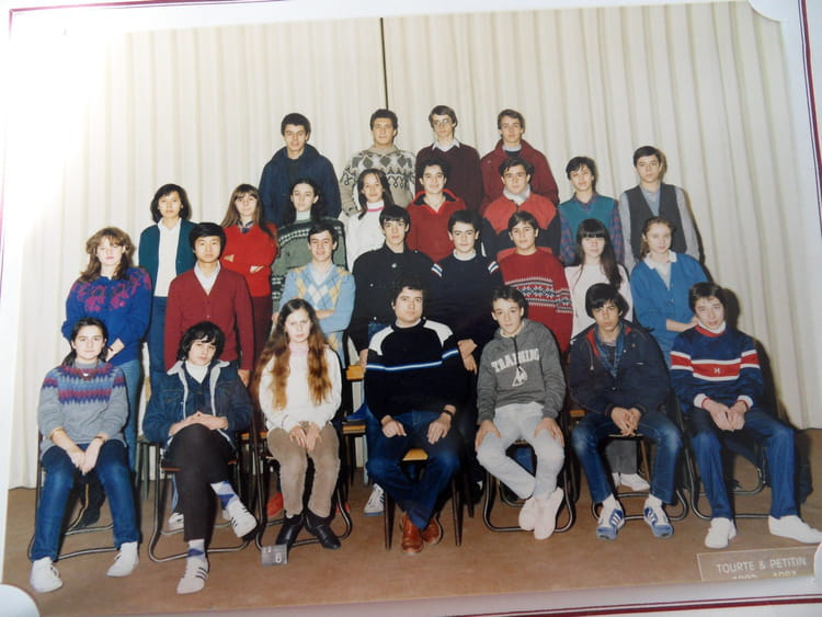 Photo de classe 3èmeC de 1982, Collège Privé Notredame De La Gare Copains d'avant