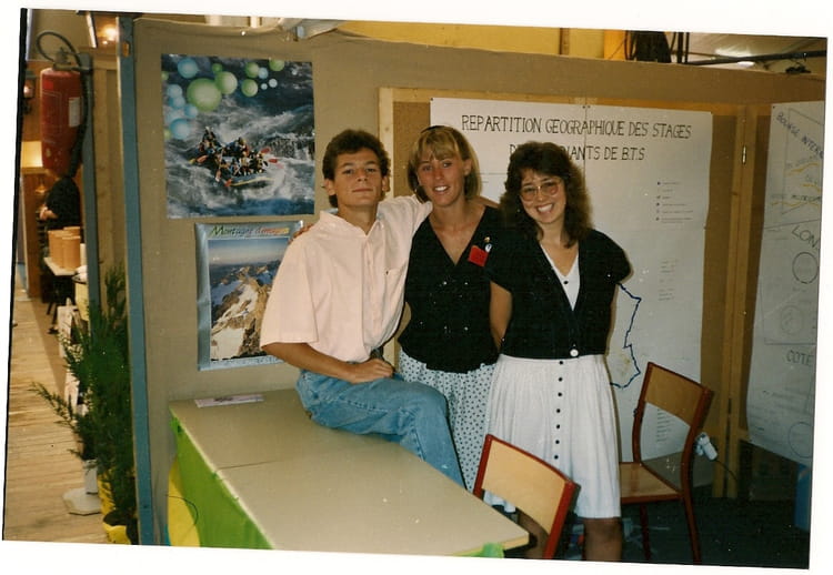 Photo de classe BTS 2 de 1990, BTS TOURISME EMBRUN - Copains d'avant