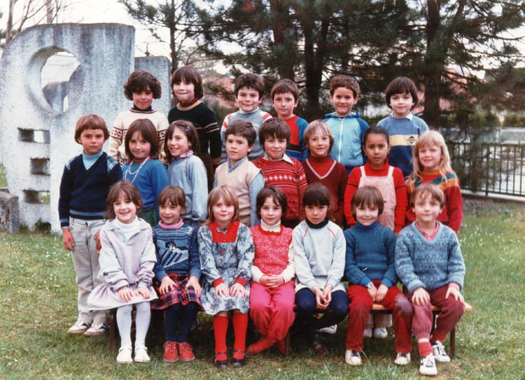 Photo de classe CP 1983-84 de 1983, ECOLE PIERRE ET MARIE CURIE ...