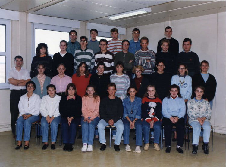 Photo de classe 1ère année de BTS COMPTA de 1993, JAN LAVEZZARI ...