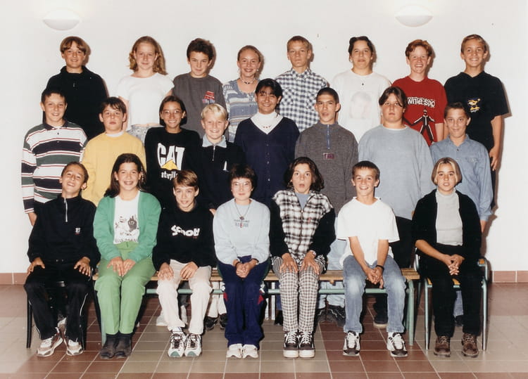 Photo de classe 5èB (1997-1998) de 1997, Collège Guillaume De Lorris
