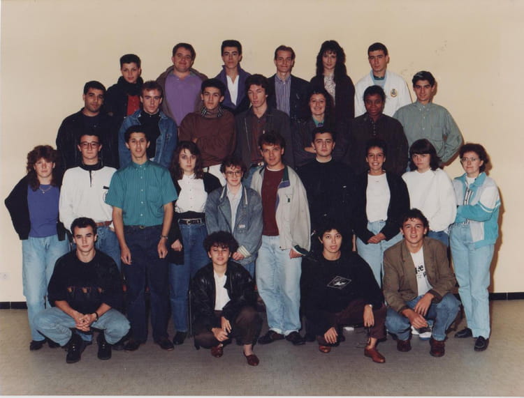 Photo de classe BTS INFO 1ère 1990 1991 de 1991, BTS INFORMATIQUE ST ...