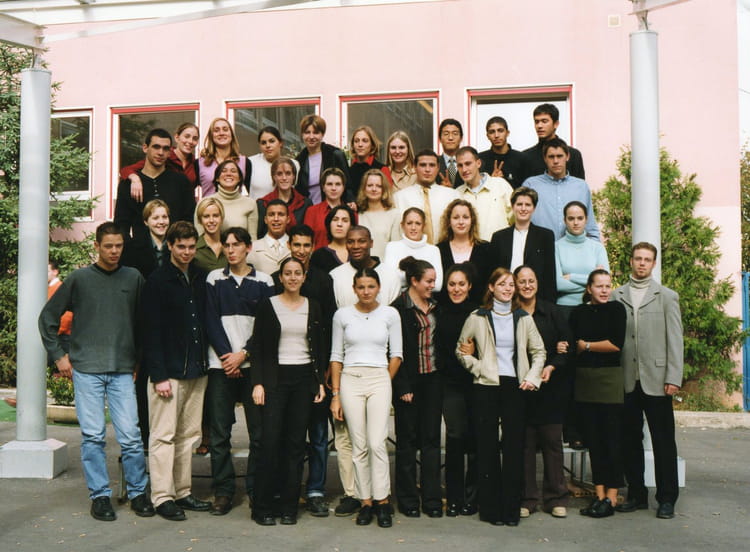 Photo de classe BTS action co de 2001, Lycée Saint-benigne - Copains d ...