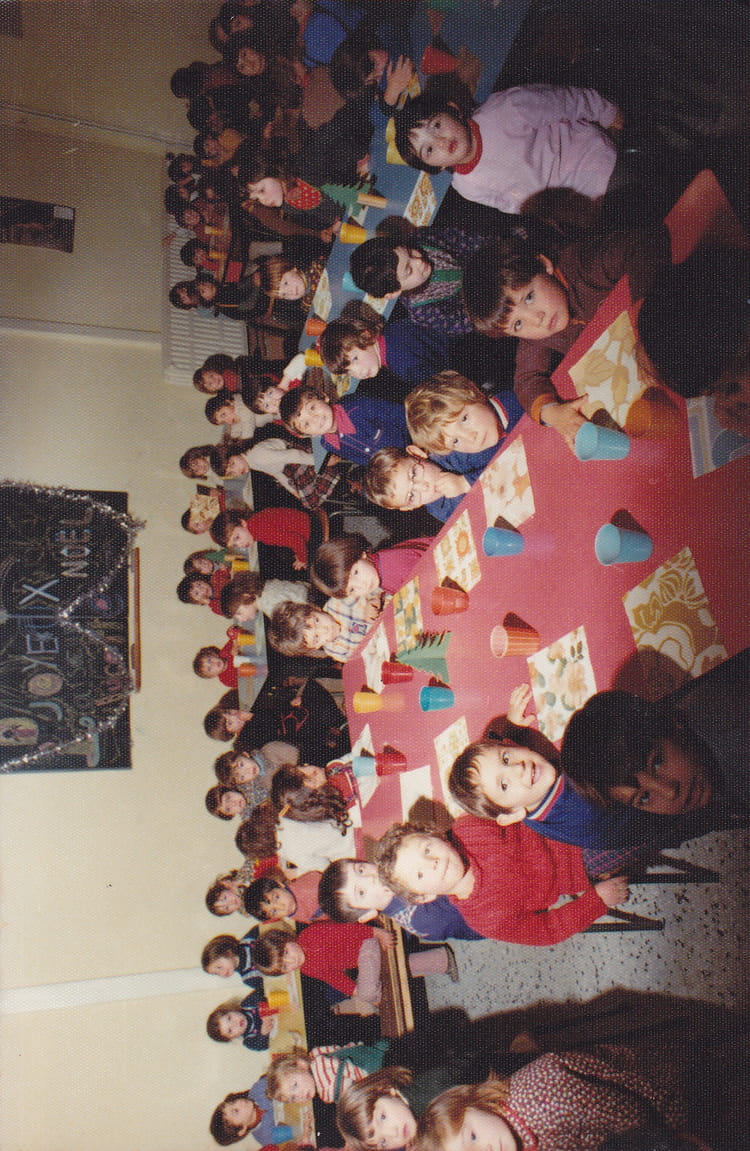 Photo de classe Moyenne Section de 1976, Ecole Sainte Famille (Villefranche De Rouergue