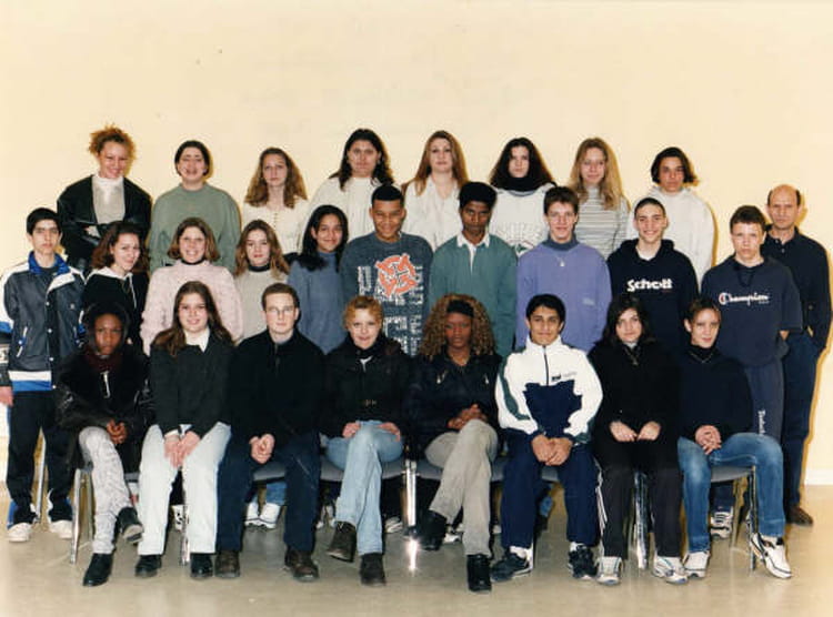 Photo de classe 2ème année BEP Compta de 1997, Clement Ader - Copains d ...