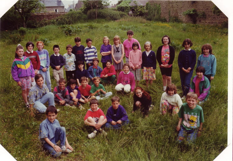Photo de classe CM2 de 1993, Ecole Saint Joseph (Saint Denis De