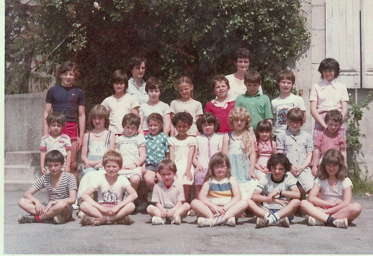 Photo de classe Bessais de 1983, Ecole Primaire De Bessais Le Fromental (Bessais Le Fromental