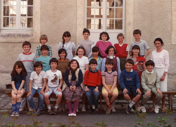 Photo de classe CM1 st jean 1983 de 1983, Ecole Primaire Sainte Marthe