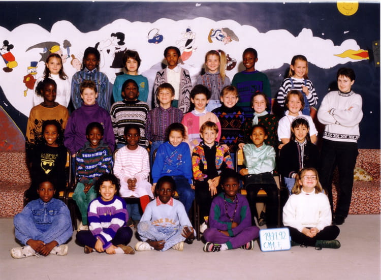 Photo de classe CM1 de 1991, ECOLE LOUISE MICHEL - Copains d'avant