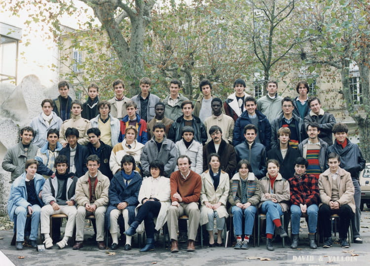 Photo de classe Math Sup 4 de 1985, Lycée Michel Montaigne - Copains d ...