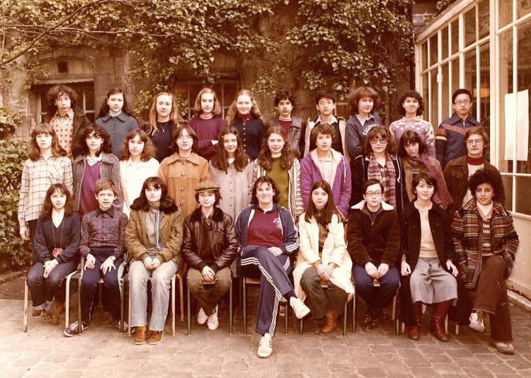photo-de-classe-4-me-3-de-1978-coll-ge-lamartine-copains-d-avant