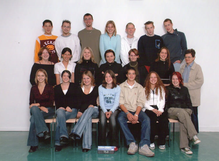 Photo de classe TS3 de 2004, Lycée Francois 1er - Copains d'avant