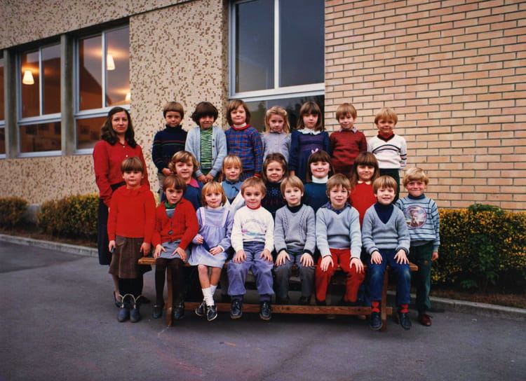 Photo de classe CP de 1983, ECOLE MARIE CURIE - Copains d'avant