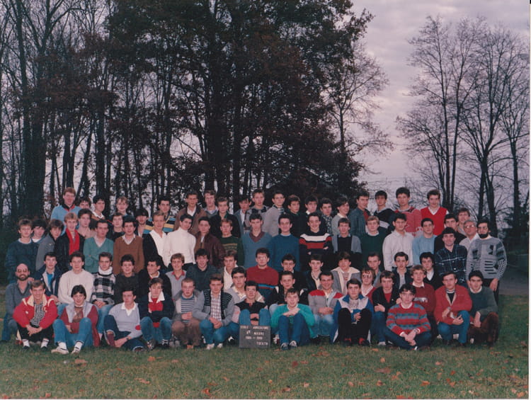 Photo de classe Terminales BTAG Liberté de 1986, Ecole D'agriculture