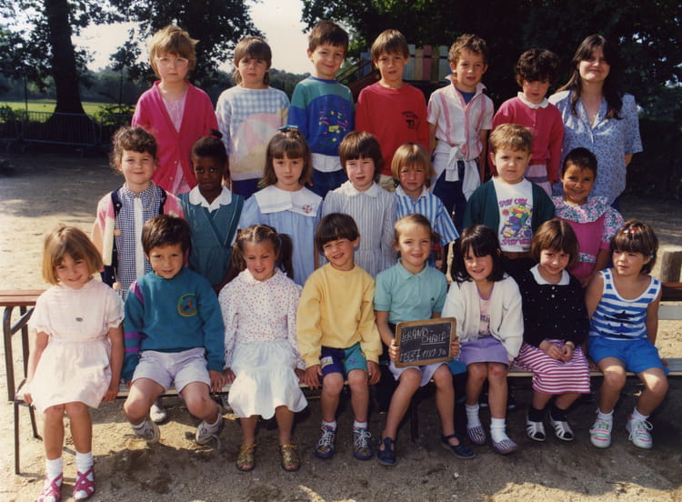 Dylan Riou Photo de classe Grande Section de 1990, MATERNELLE PUBLIQUE - Copains d ...