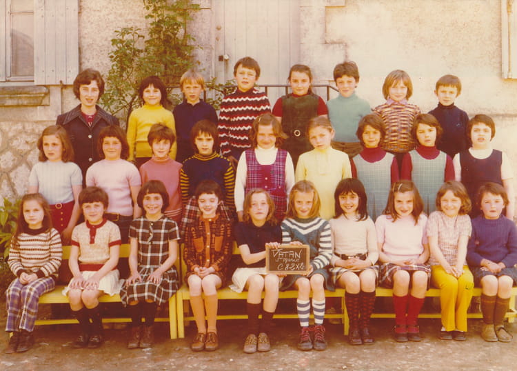 Photo de classe CE1/CE2 de 1972, ECOLE SAINTE MARIE - Copains d'avant